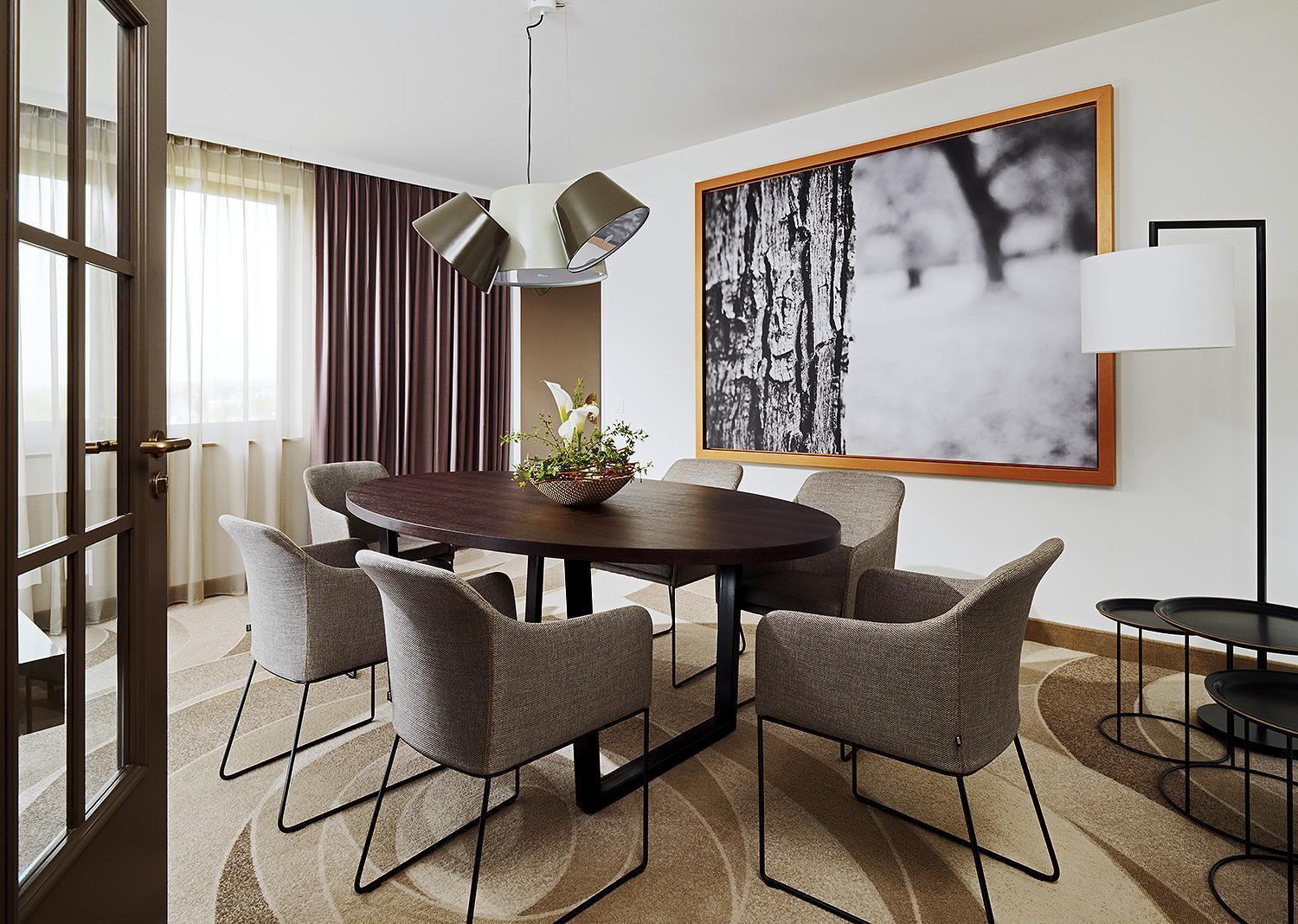 Stuttgart Marriott Hotel Зиндельфинген Номер фото